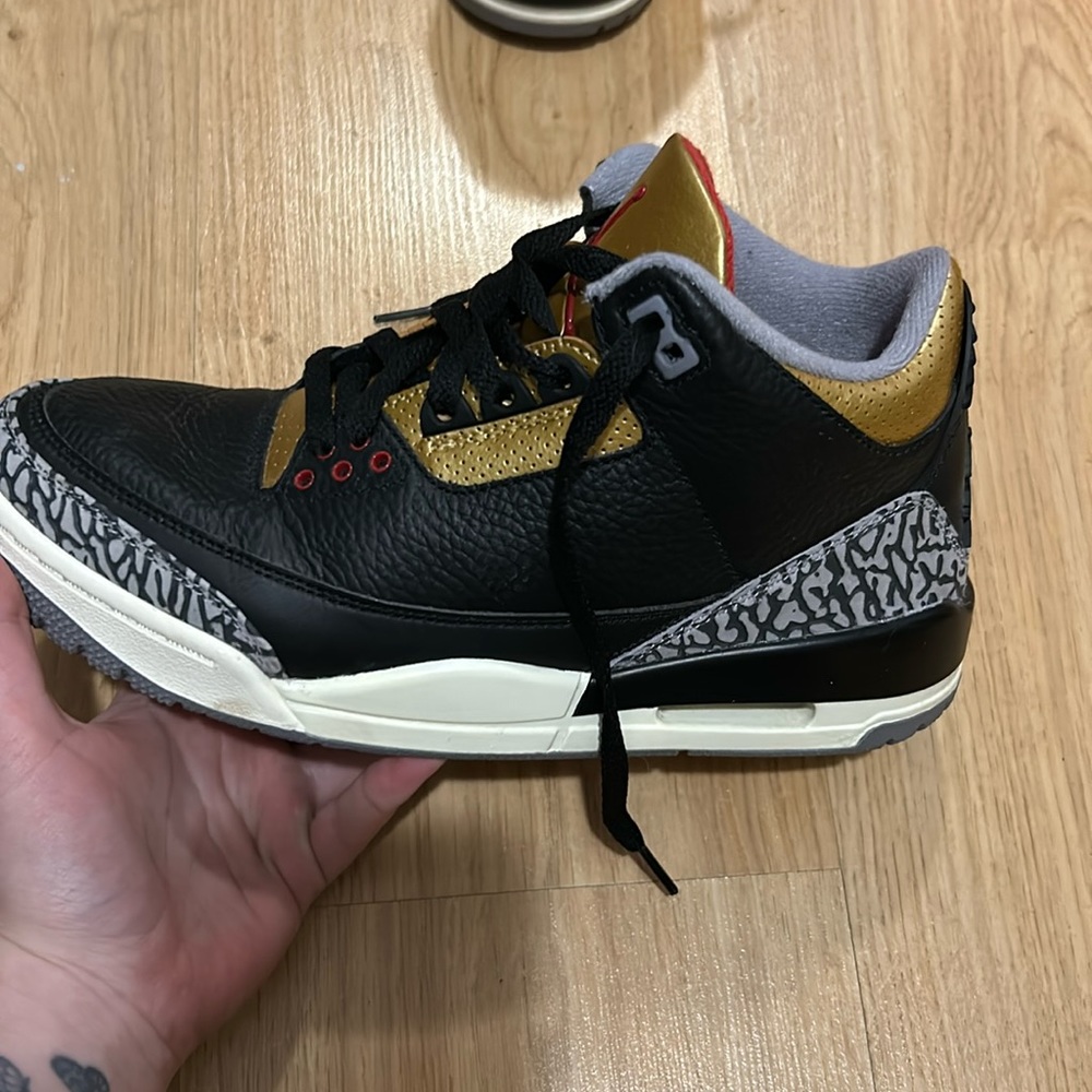 air jordan 3 retro woman’s size 9.5